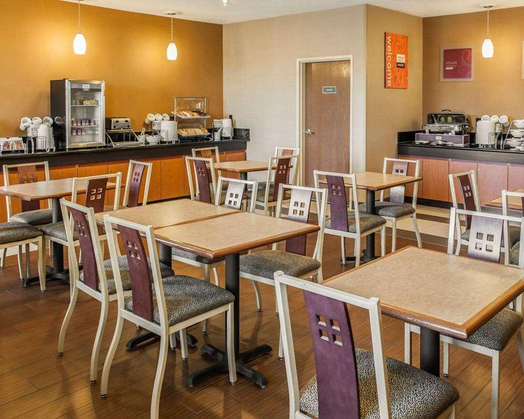 Spark By Hilton Indianapolis Northeast Fishers Restaurant foto