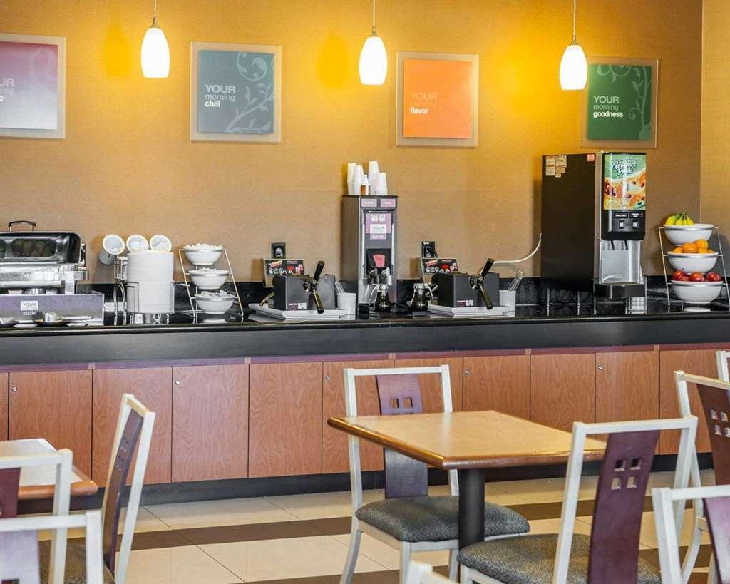 Spark By Hilton Indianapolis Northeast Fishers Restaurant foto