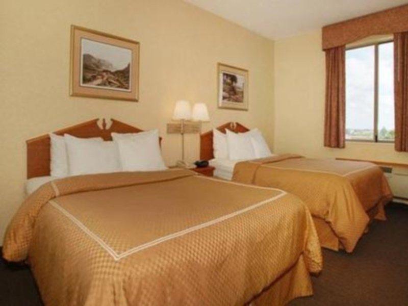 Spark By Hilton Indianapolis Northeast Fishers Kamer foto